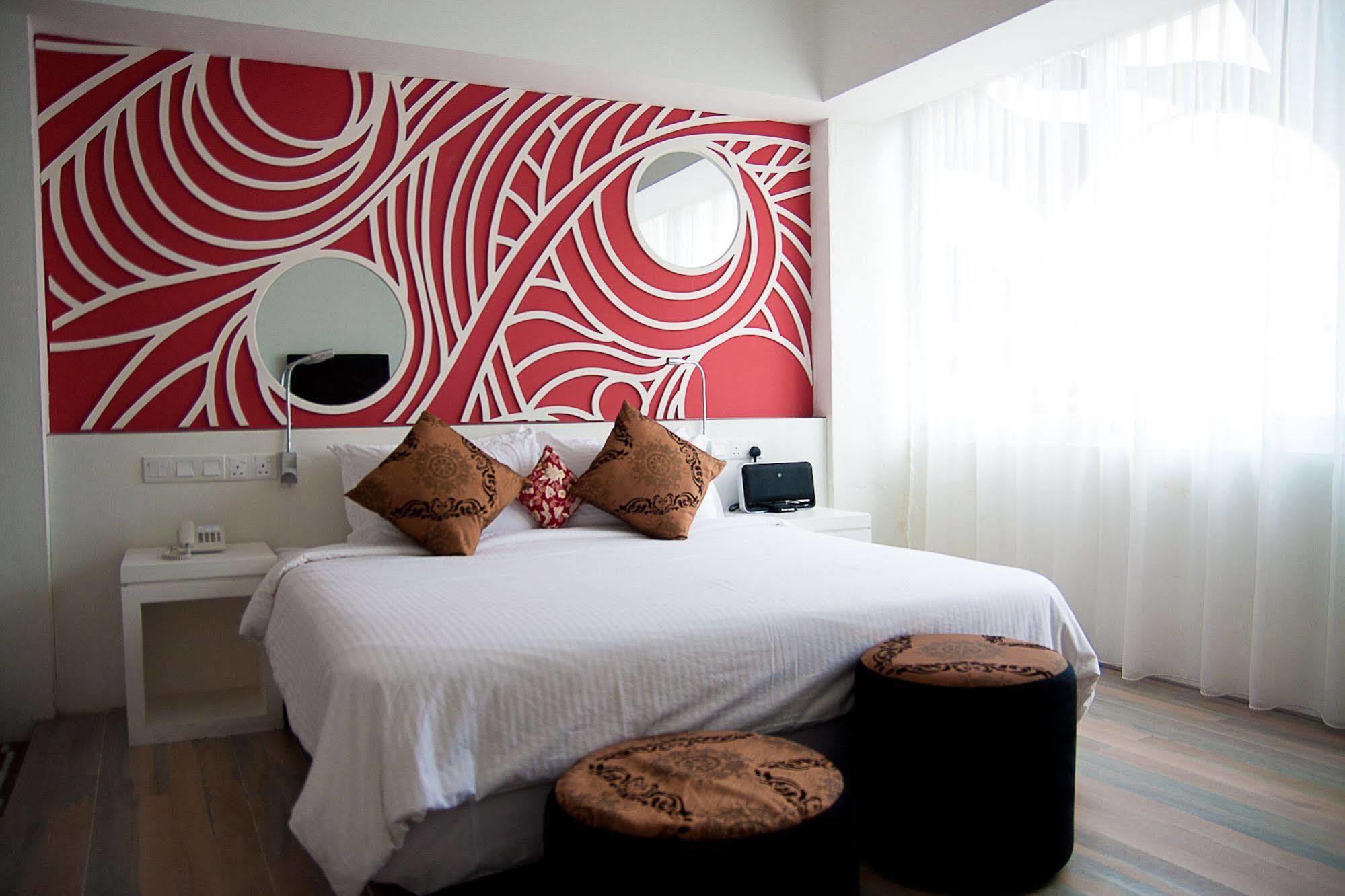 Batik Boutique Hotel Kuching Zewnętrze zdjęcie